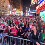 Mexicanos en Nueva York celebran El Grito con sobriedad