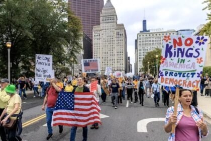 Miles protestan en EE UU contra Trump y el autoritarismo