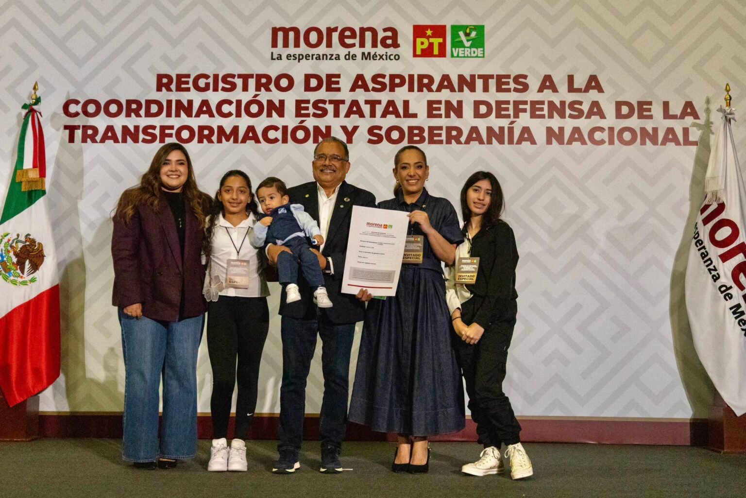 Andrés Mijes se registra para liderar la 4T en Nuevo León