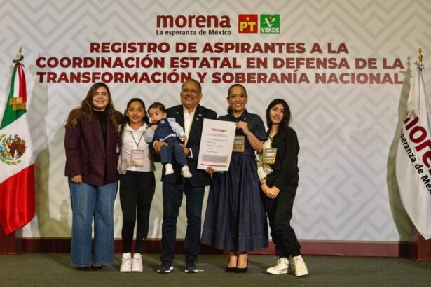 Andrés Mijes se registra para liderar la 4T en Nuevo León