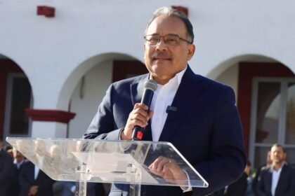 Andrés Mijes lidera preferencias de Morena para 2027 en NL