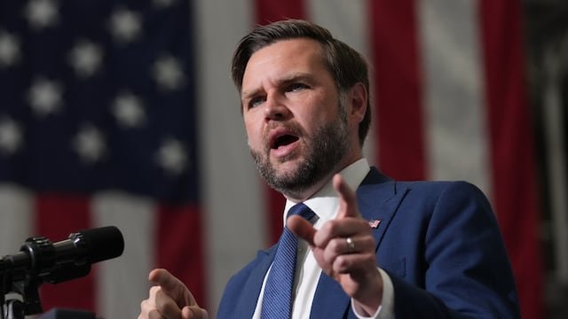 JD Vance acusa a Israel de influir en política de EE UU y la guerra