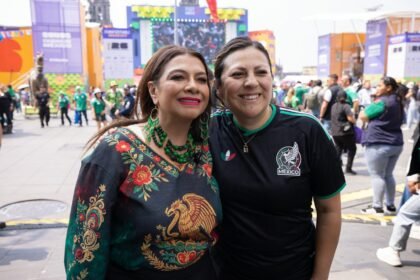 Clara Brugada enfrenta críticas por alterar el Escudo Nacional