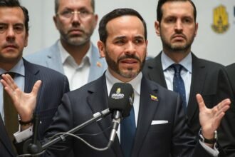 Colombia inicia deportaciones masivas de migrantes irregulares