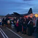 Repatrían a 36 mexicanos desde Colombia tras sismo de agosto