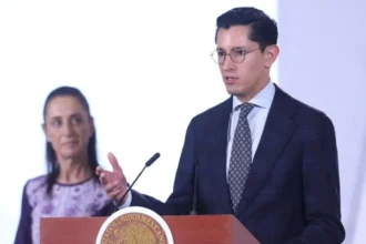 Canciller Roberto Velasco viaja a Corea del Sur para fortalecer lazos
