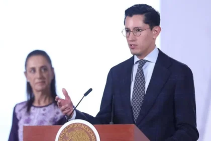 Canciller Roberto Velasco viaja a Corea del Sur para fortalecer lazos