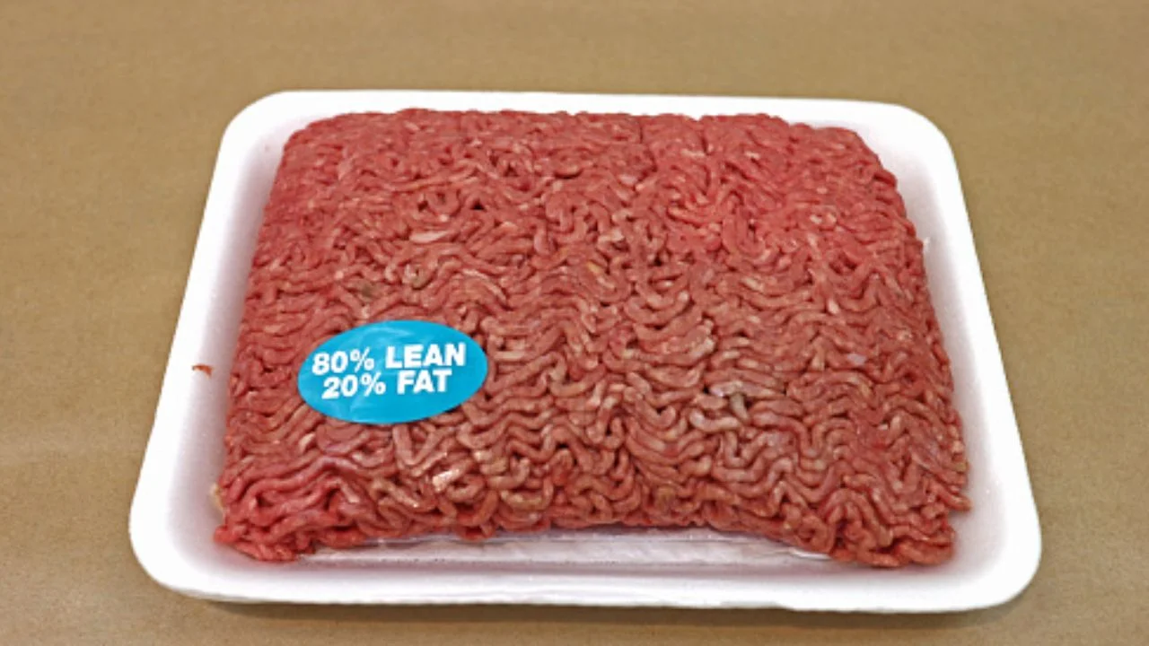 Trump elimina aranceles a carne importada para frenar inflación en EU
