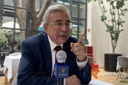 Rubén Rocha Moya regresa como gobernador de Sinaloa en polémica