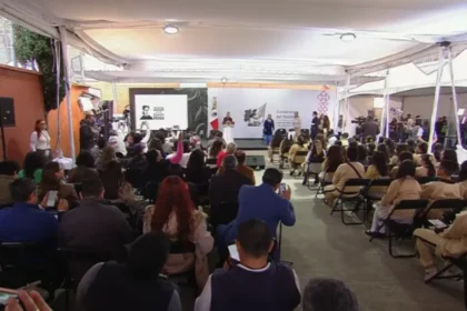 Sheinbaum lanza programa nacional de salud mental en escuelas