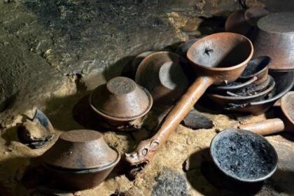INAH descubre cueva con arte rupestre zoque en Chiapas