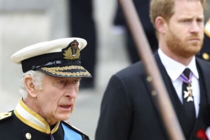 Carlos III impone restricciones a Harry y Meghan en Reino Unido