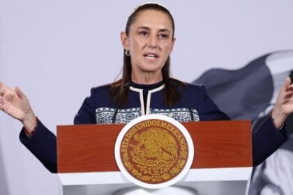 Sheinbaum respalda al INE ante críticas por elecciones de 2027