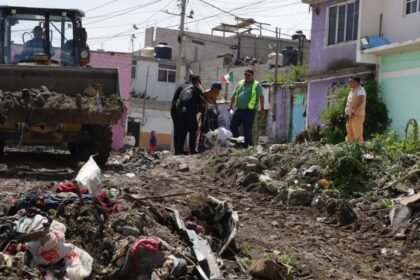 Detienen a hombre por tirar basura en basurero ilegal de Texalpa