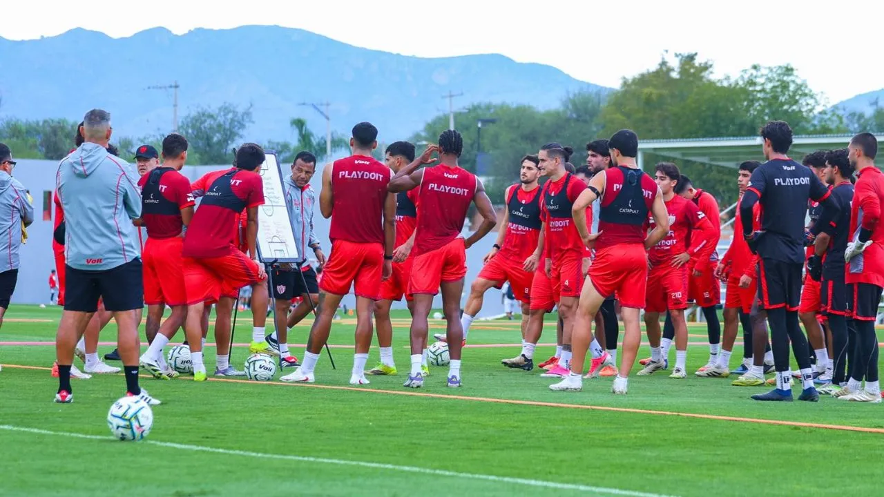 Juan Reynoso es el nuevo director técnico del Necaxa