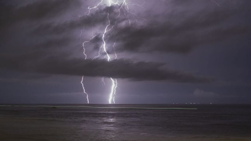 Alerta en 18 estados por lluvias fuertes y granizo este viernes