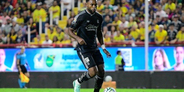 Polémica por no expulsar a Borja en Chivas vs América bajo nueva regla