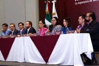 Morena reconoce ajuste de encuestas para candidaturas 2027